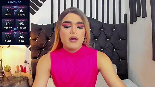 Snapshot of AllisonsweetZ chatting on March 17, 8:09 pm AllisonsweetZ online show from March 17, 8:09 pm