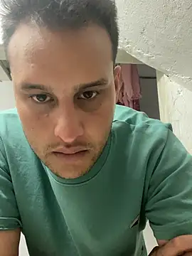 Snapshot of Cristian_099 chatting on July 8, 10:25 pm Cristian 099 online show from July 8, 10:25 pm