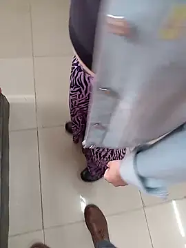 sophie banger online show from February 14, 7:32 pm