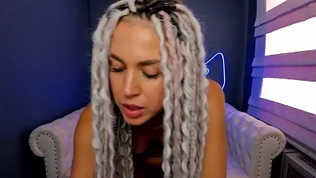 rock n roxy online show from March 20, 5:35 am