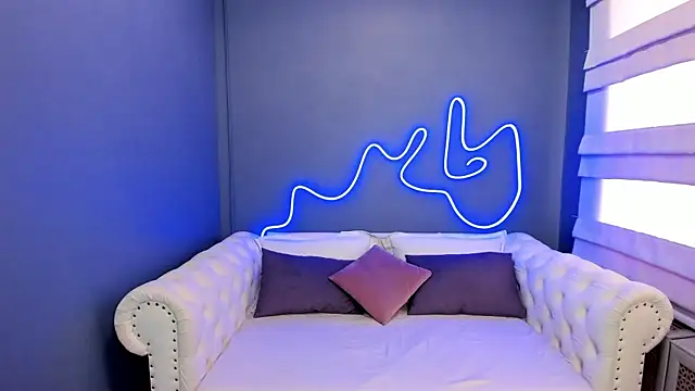 rock n roxy online show from March 21, 8:06 am