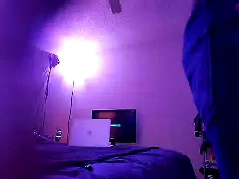 big8dall online show from December 18, 6:52 am