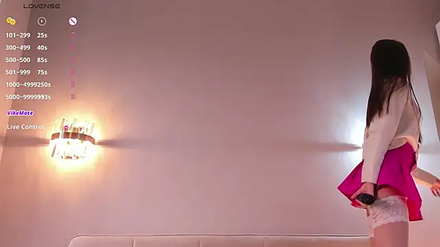 Snapshot of PetraBawden chatting on October 23, 8:35 am PetraBawden online show from October 23, 8:35 am