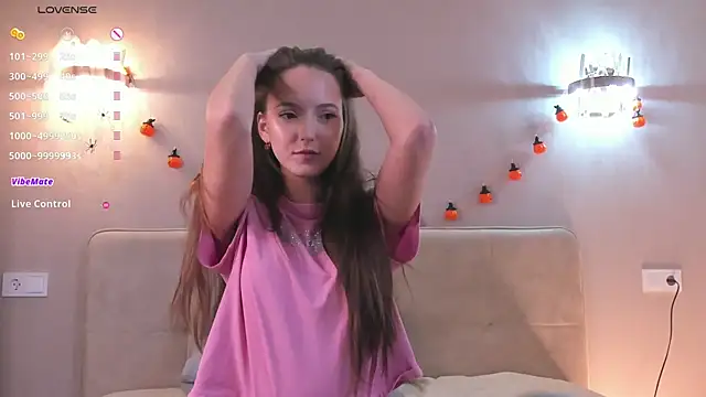 Snapshot of PetraBawden chatting on November 17, 9:04 am PetraBawden online show from November 17, 9:04 am