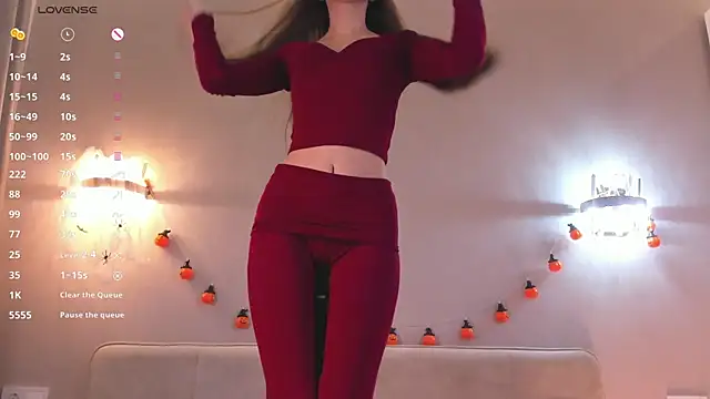 Snapshot of PetraBawden chatting on November 24, 9:53 am PetraBawden online show from November 24, 9:53 am