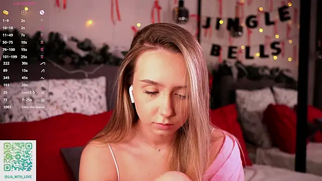 HollisBeckett online show from January 6, 1:09 am