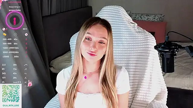 HollisBeckett online show from February 13, 3:13 am