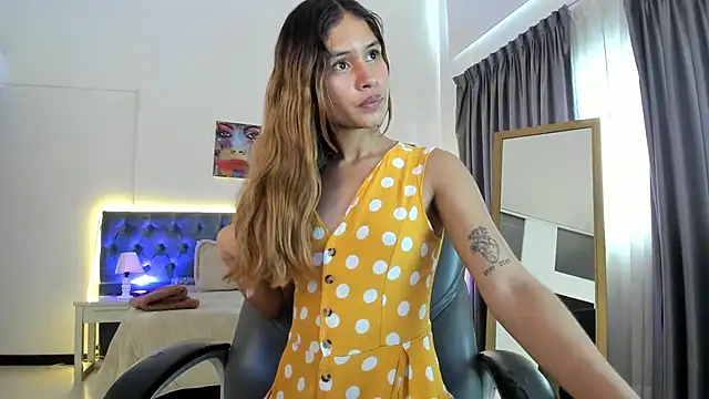 Snapshot of Tamy_edwards chatting on October 25, 8:03 pm Tamy edwards online show from October 25, 8:03 pm