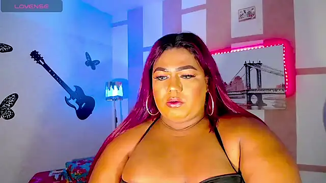 Snapshot of OpraxBellinda chatting on November 22, 2:54 am OpraxBellinda online show from November 22, 2:54 am