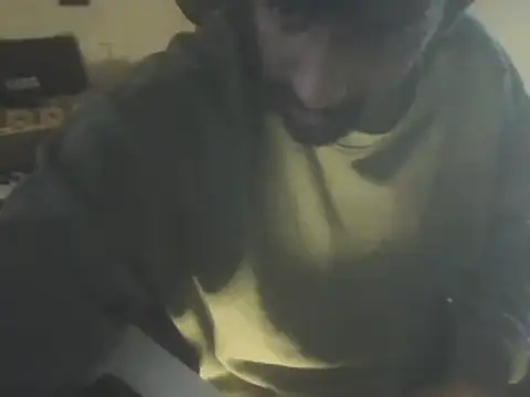 dominanthubby online show from December 4, 4:16 pm