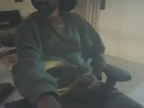 dominanthubby online show from December 4, 8:51 pm