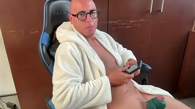 alanan881 online show from February 11, 8:03 pm