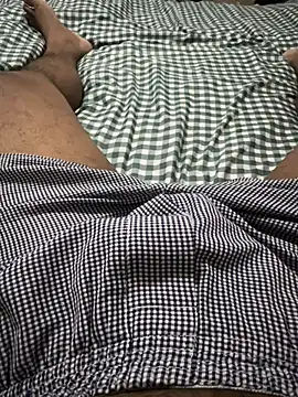 Snapshot of SL_PUSSY_EATER chatting on January 7, 4:08 am SL PUSSY EATER online show from January 7, 4:08 am