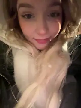 Baby Tiny online show from February 2, 7:57 pm
