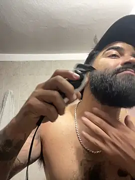 Lyon vach online show from November 8, 6:40 pm