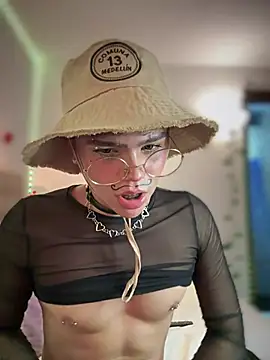 Snapshot of PRINCE_STEV chatting on March 9, 3:54 am PRINCE STEV online show from March 9, 3:54 am