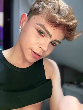 Snapshot of PRINCE_STEV chatting on March 19, 1:21 am PRINCE STEV online show from March 19, 1:21 am