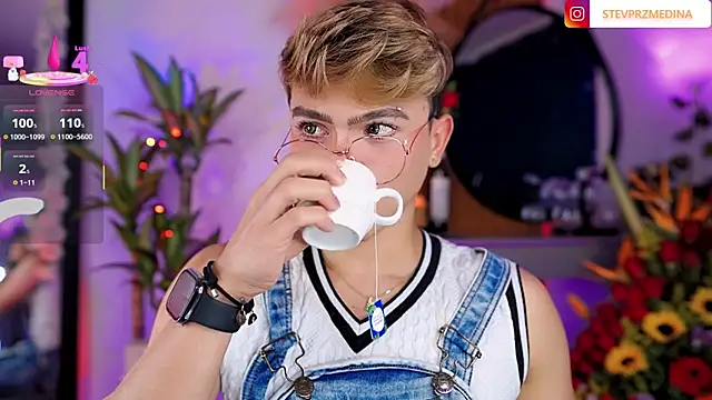 Snapshot of PRINCE_STEV chatting on September 11, 11:49 pm PRINCE STEV online show from September 11, 11:49 pm