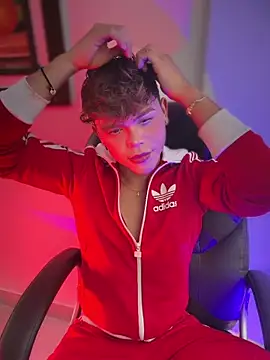 PRINCE STEV online show from February 6, 4:32 pm