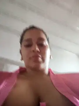 Snapshot of LaurenWelly_ chatting on September 18, 9:50 pm LaurenWelly online show from September 18, 9:50 pm