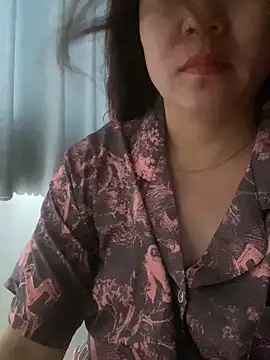 Snapshot of Cesywet chatting on February 10, 12:52 am Cesywet online show from February 10, 12:52 am