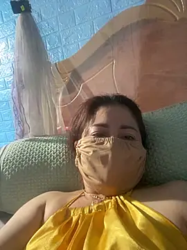 Snapshot of Cesywet chatting on February 27, 3:59 pm Cesywet online show from February 27, 3:59 pm