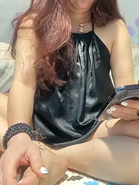 Snapshot of Cesywet chatting on March 20, 10:29 pm Cesywet online show from March 20, 10:29 pm