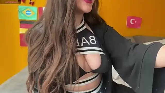 Elinatiranda online show from June 23, 11:19 am