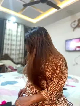 Hotty-Sana online show from November 17, 4:57 pm