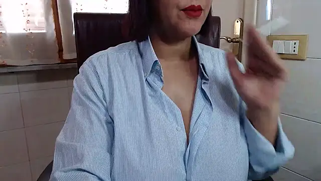 Foxlady2271 online show from March 22, 11:13 am