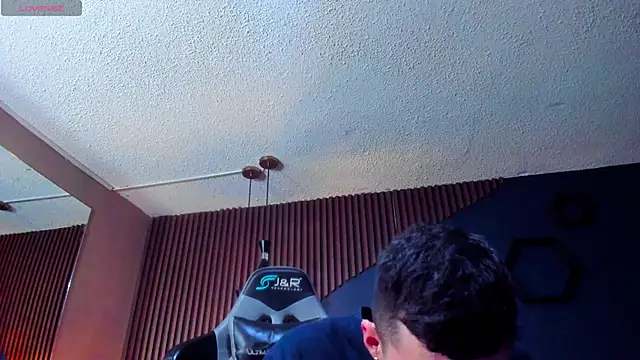 JacksonOlsenn online show from March 1, 6:00 pm