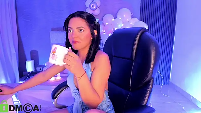 Cristal  adams online show from October 21, 12:28 pm