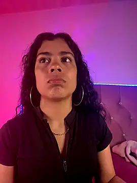 NINA 18 YEARS online show from October 11, 9:24 pm