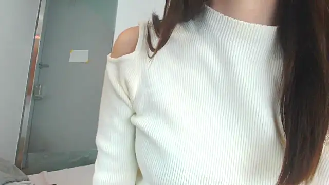 Snapshot of ai_chan chatting on February 3, 11:31 am ai chan online show from February 3, 11:31 am