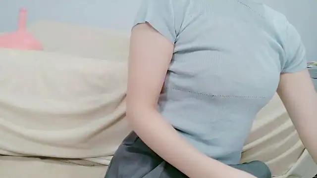 ai chan online show from May 13, 11:18 am