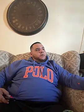 Snapshot of fatboyjayohh126 chatting on February 18, 9:42 pm fatboyjayohh126 online show from February 18, 9:42 pm