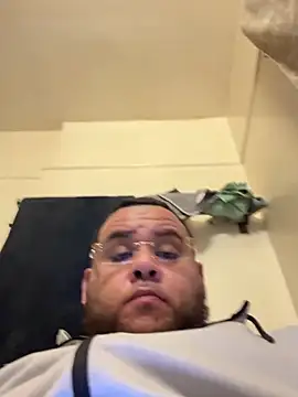 Snapshot of fatboyjayohh126 chatting on March 15, 3:16 pm fatboyjayohh126 online show from March 15, 3:16 pm