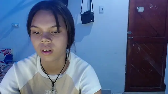 Black junior online show from February 6, 11:48 pm