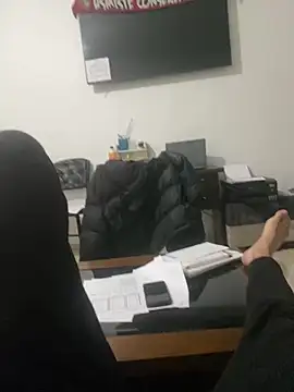 Snapshot of alex-riadh chatting on January 8, 2:03 pm alex-riadh online show from January 8, 2:03 pm