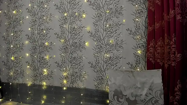 Mary0Lou online show from December 22, 1:00 pm