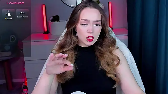 Snapshot of Evia_r0se chatting on October 7, 12:02 pm Evia r0se online show from October 7, 12:02 pm