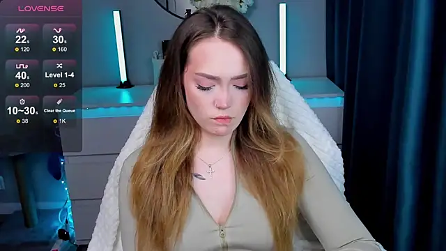 Snapshot of Evia_r0se chatting on December 5, 2:03 pm Evia r0se online show from December 5, 2:03 pm