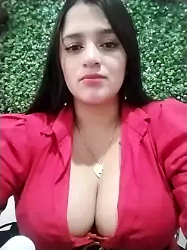 hanna-a online show from January 15, 8:05 pm