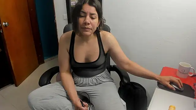 peanut tangerine online show from January 19, 12:03 am