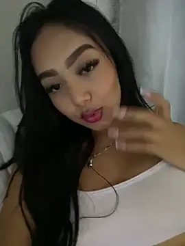 Snapshot of SOPHIACANDY19_ chatting on February 7, 1:47 am SOPHIACANDY19 online show from February 7, 1:47 am