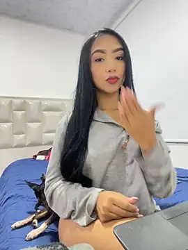 Snapshot of SOPHIACANDY19_ chatting on October 10, 11:15 pm SOPHIACANDY19 online show from October 10, 11:15 pm