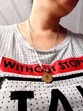 Samantha Sullivan  online show from September 22, 2:41 pm