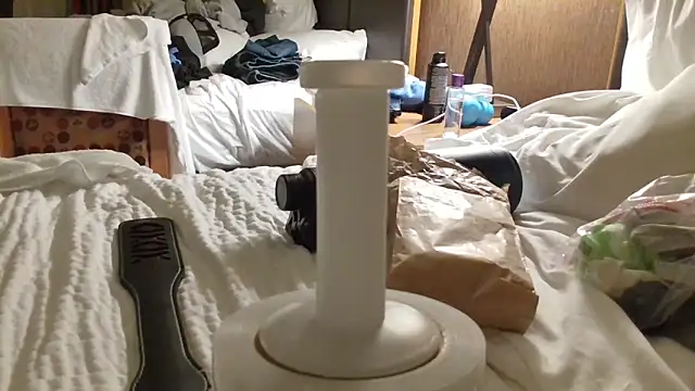 Snapshot of overaveragefreak4you chatting on January 25, 6:45 am overaveragefreak4you online show from January 25, 6:45 am