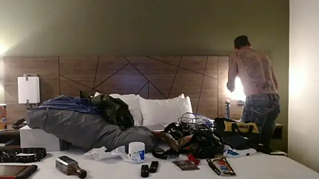 Snapshot of overaveragefreak4you chatting on October 25, 7:16 am overaveragefreak4you online show from October 25, 7:16 am