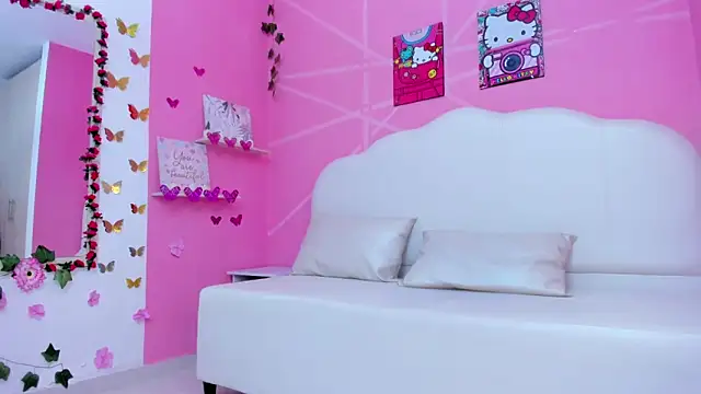 DaripQueen online show from February 4, 4:50 pm